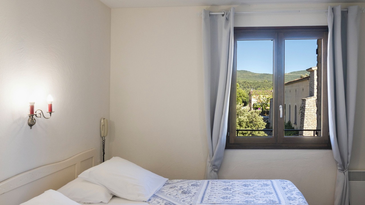 Photo of Bedroom in Les Salles-sur-Verdon
