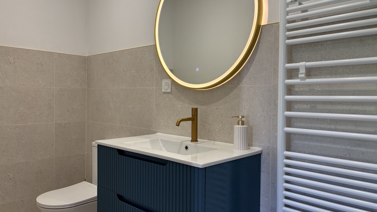Photo of Bathroom in Romorantin-Lanthenay