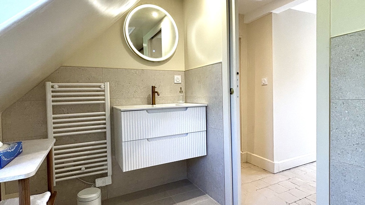 Photo of Bathroom in Romorantin-Lanthenay