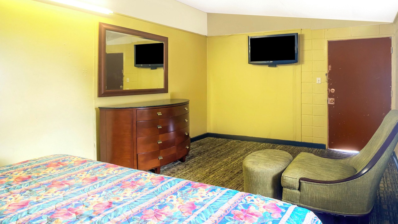 Photo of Bedroom in Mobile