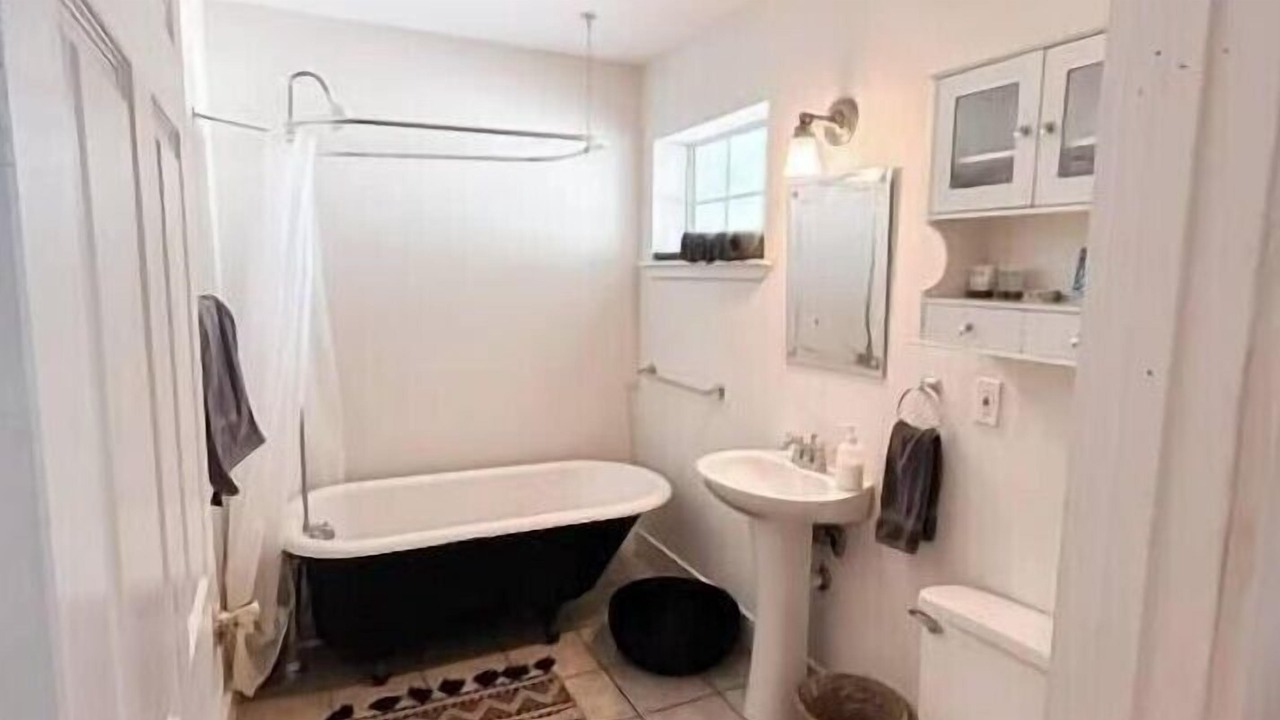 Photo of Bathroom in Salado