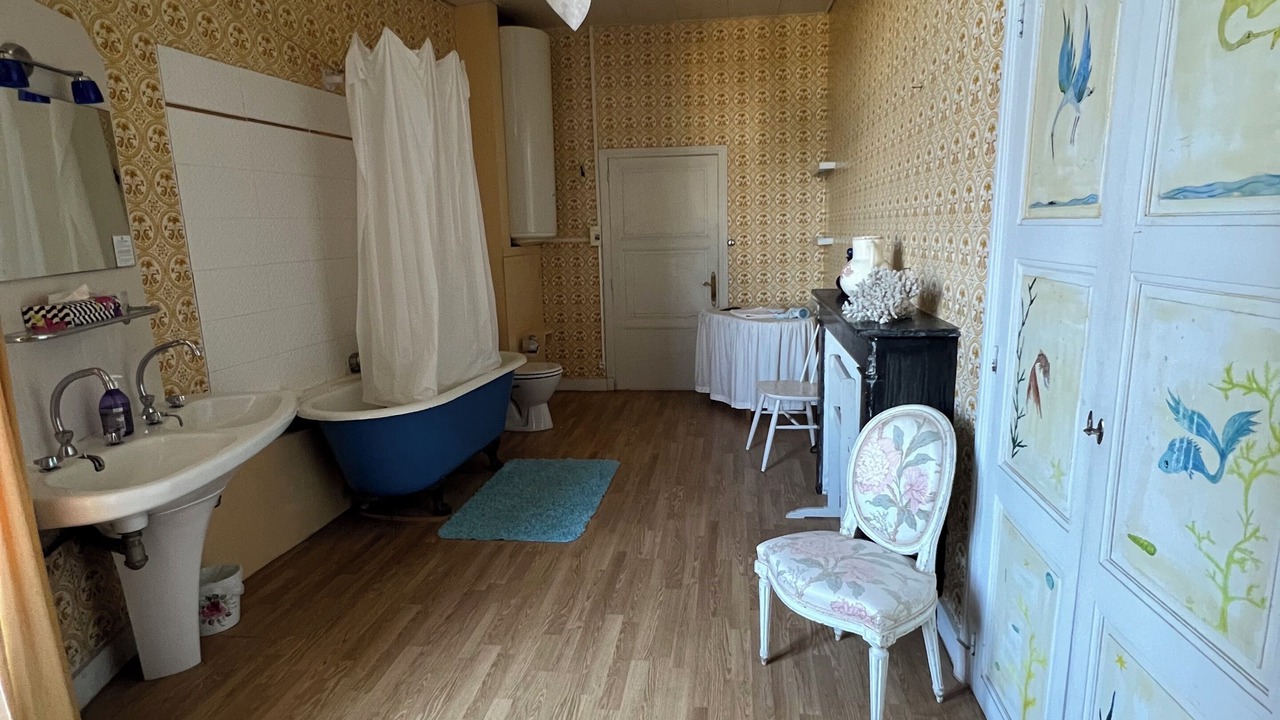 Photo of Bathroom in Busset