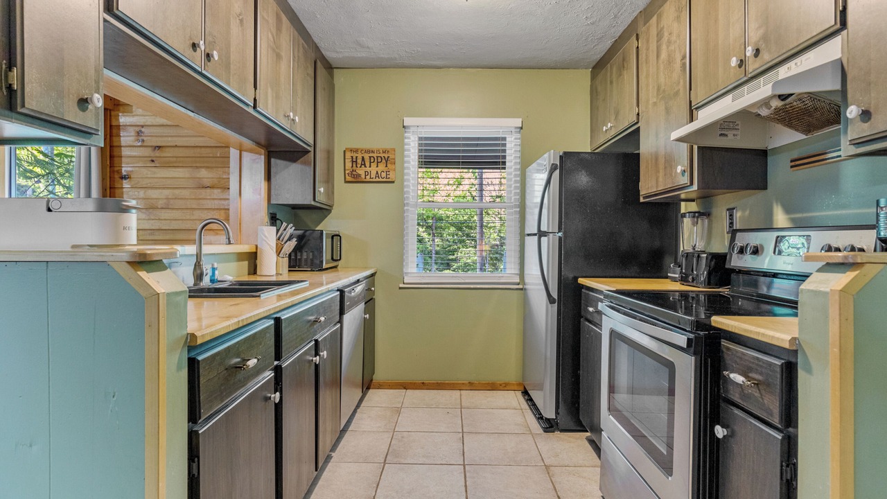 Photo of Kitchen in Gatlinburg - Pigeon Forge