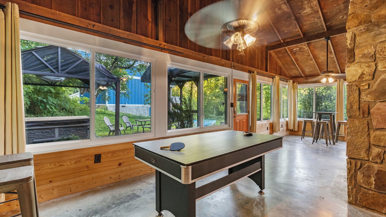 Photo of Bedroom in Gatlinburg - Pigeon Forge
