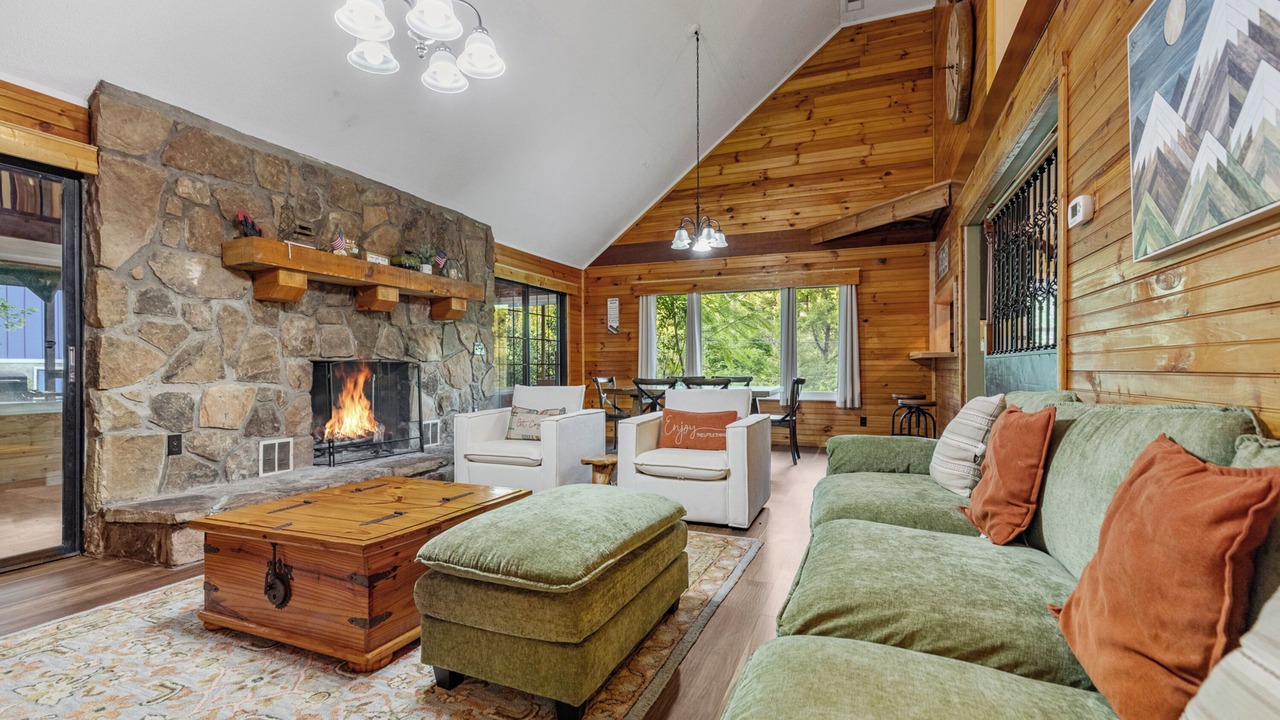 Photo of Livingroom in Gatlinburg - Pigeon Forge