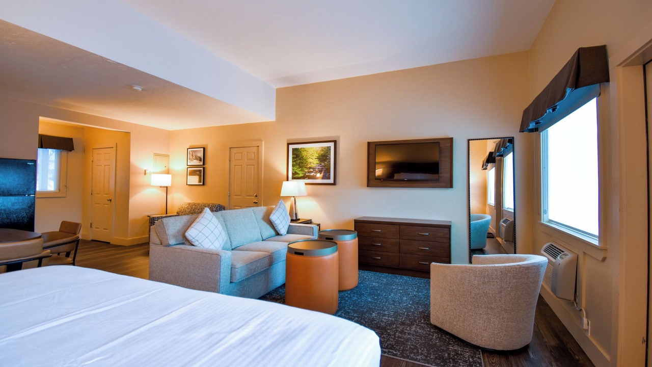 Photo of Others in Bartlett