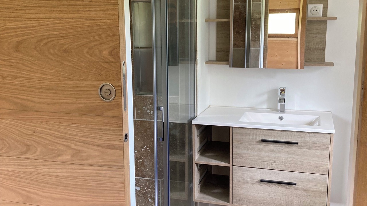 Photo of Bathroom in Saint-Jean-de-Cole