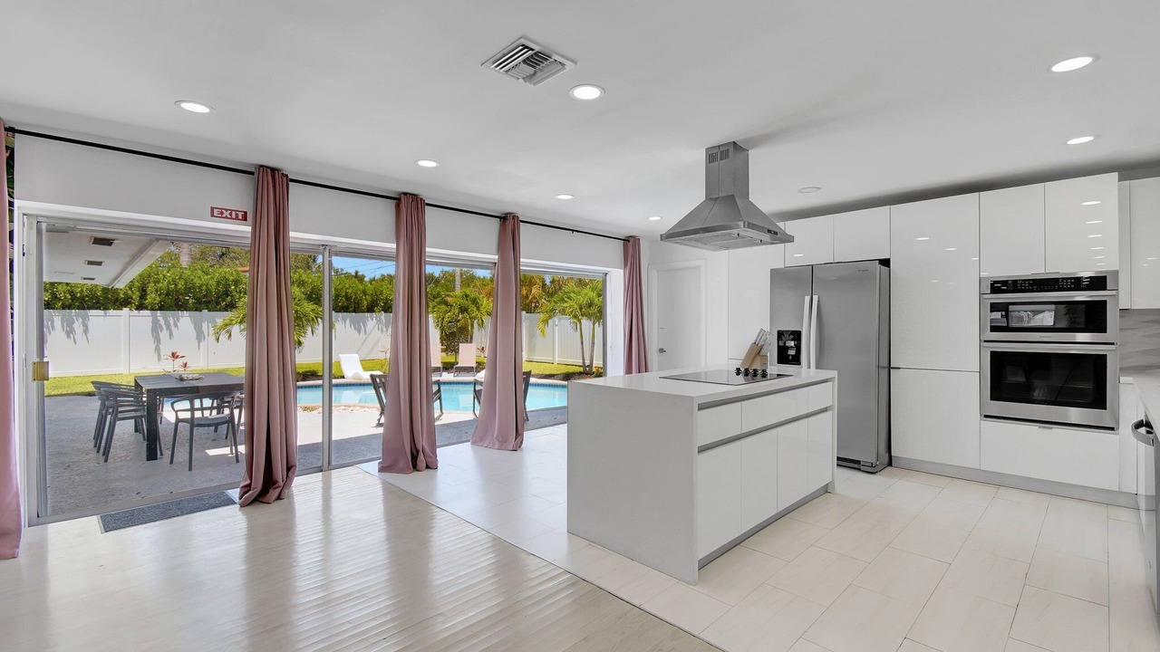 Photo of Outdoor in Imperial Point