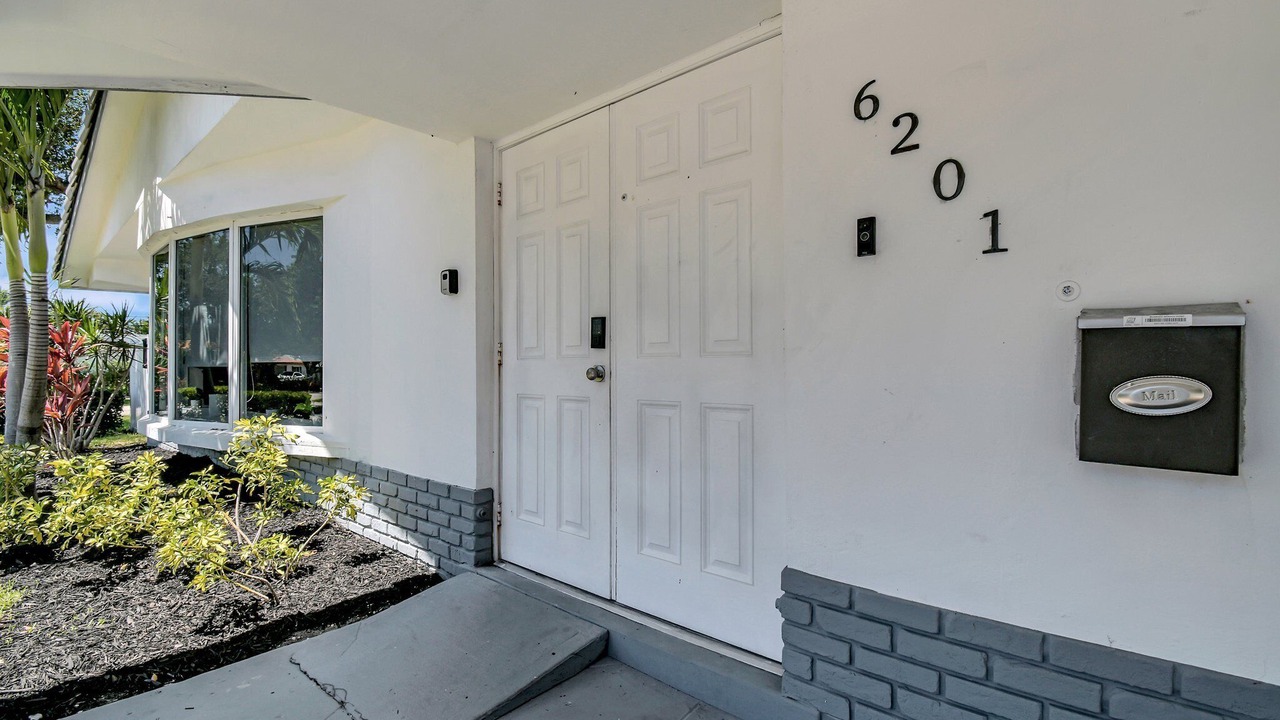 Photo of Outdoor in Imperial Point