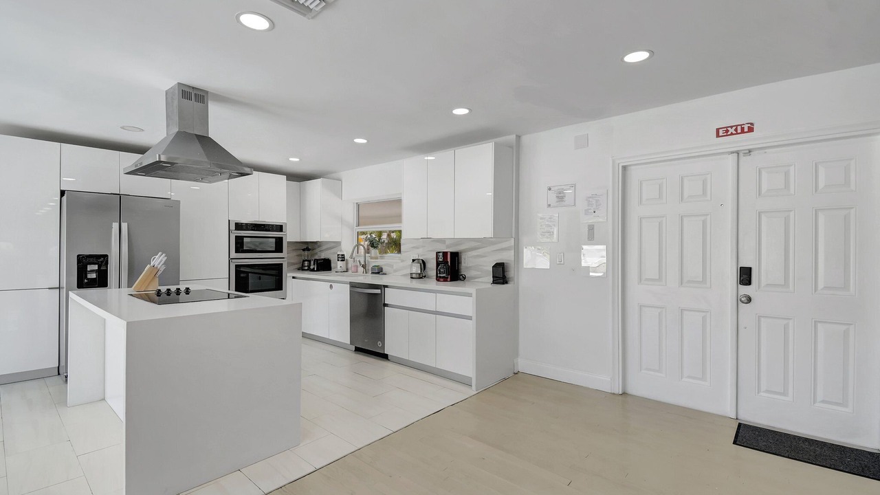 Photo of Outdoor in Imperial Point