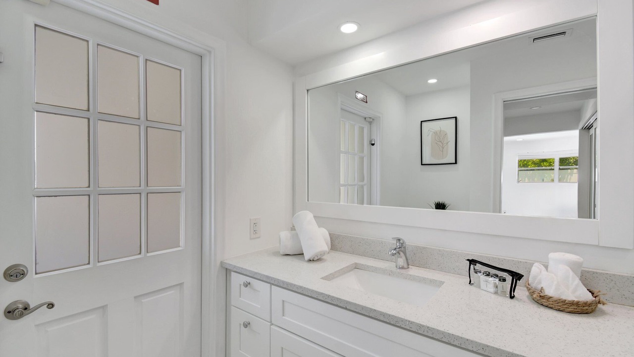 Photo of Bathroom in Imperial Point