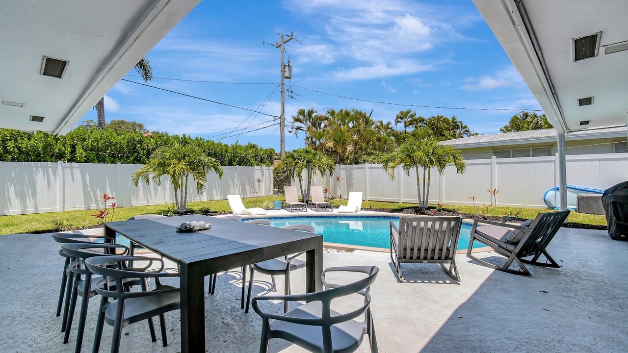 Photo of Outdoor in Imperial Point