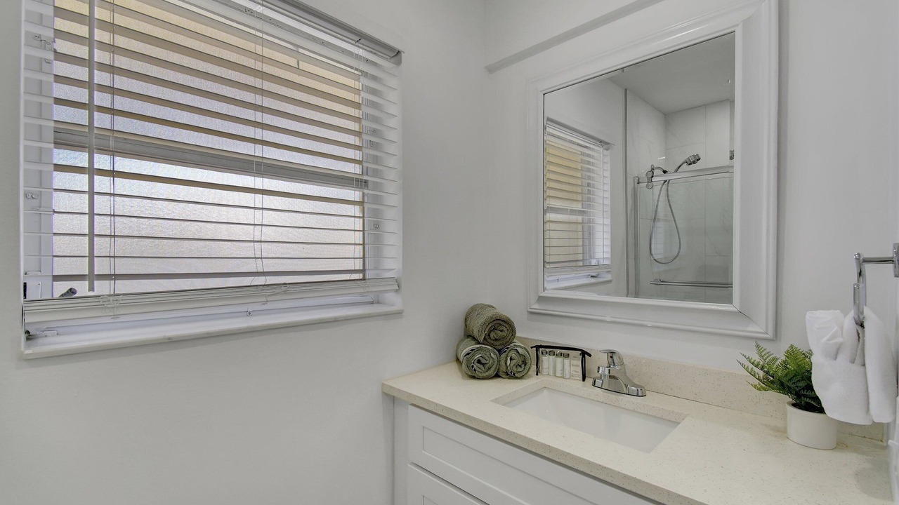 Photo of Bathroom in Imperial Point