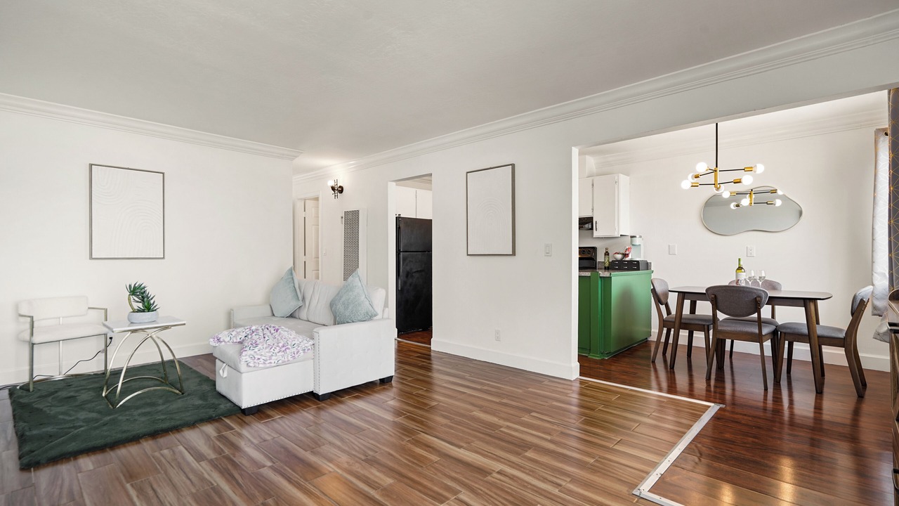 Photo of Livingroom in Pacifica