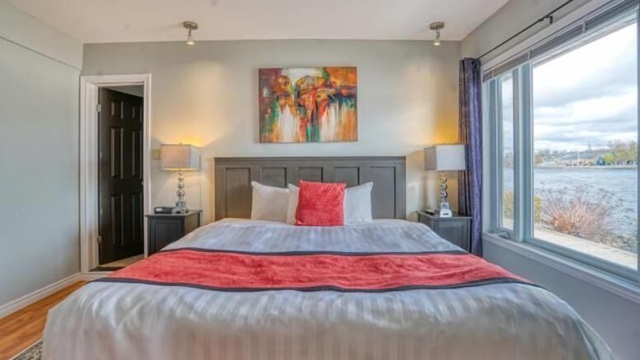 Photo of Bedroom in Campbellford