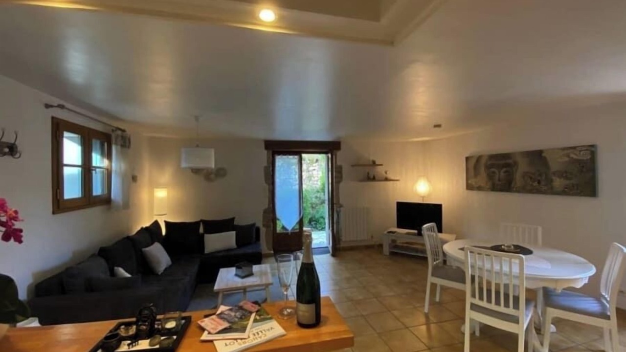 Photo of Livingroom in Saint-Medard