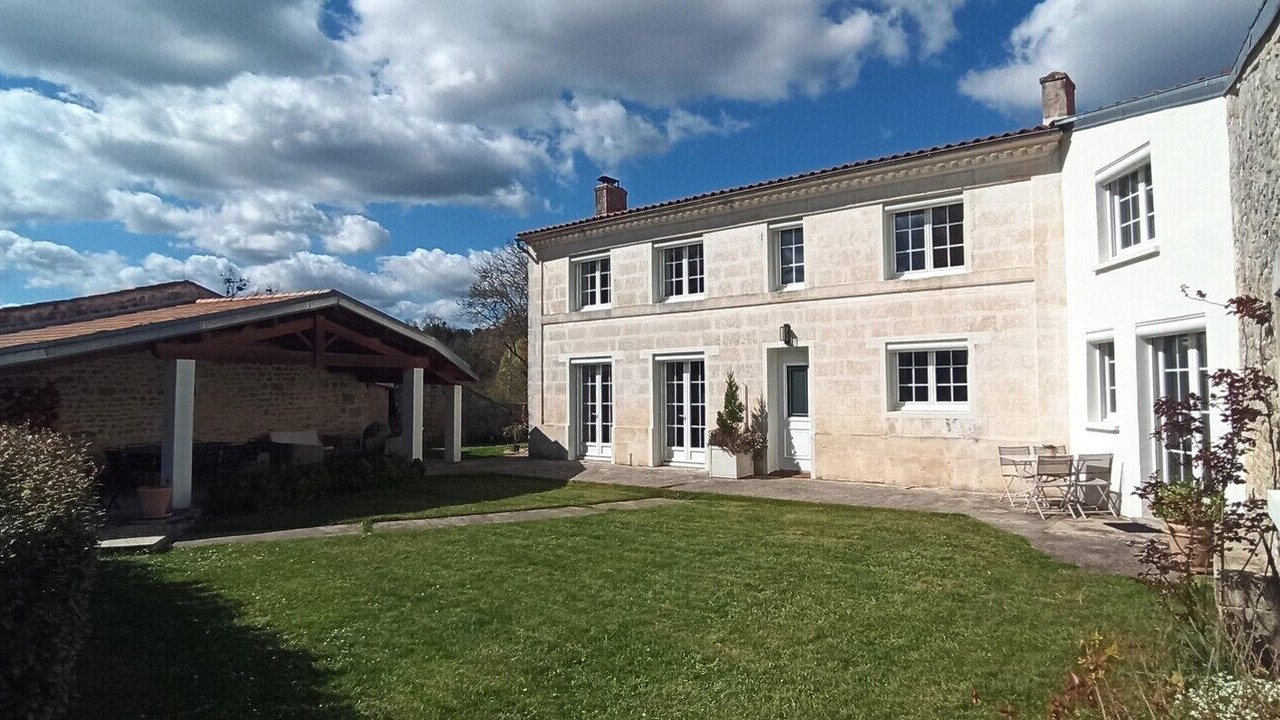 Photo of Outdoor in Saint-Vaize