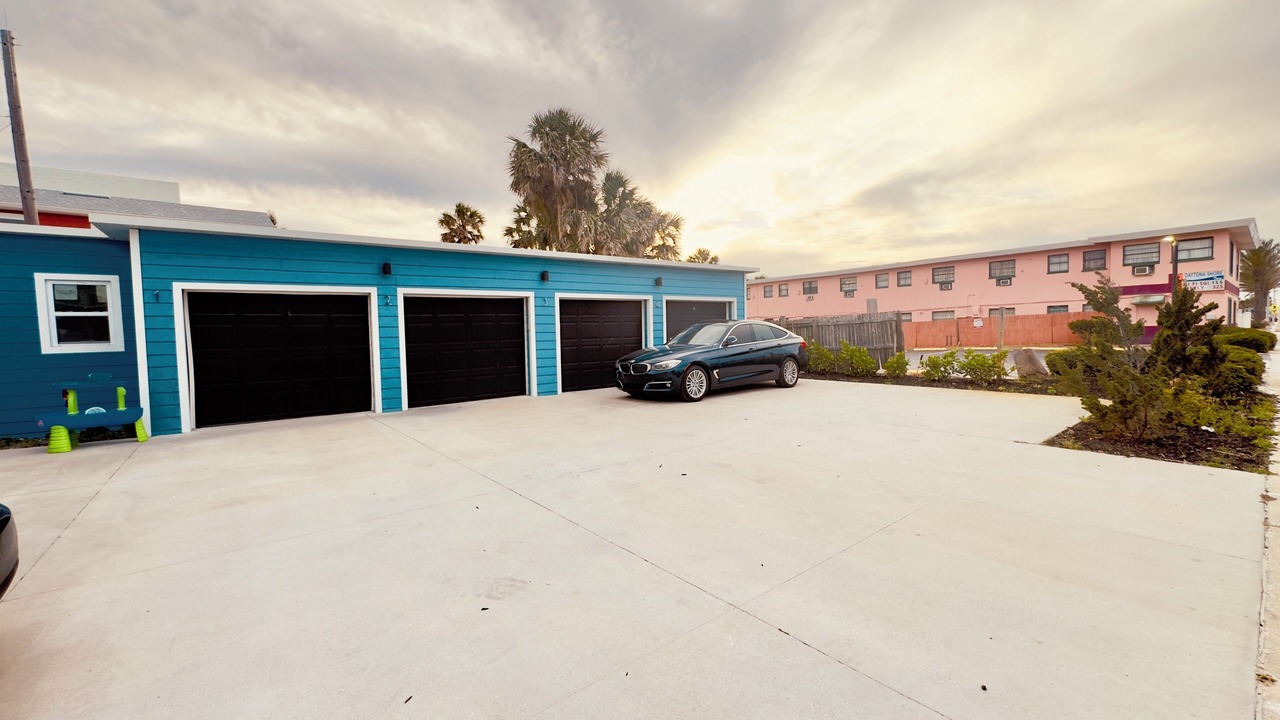 Photo of Others in East Daytona