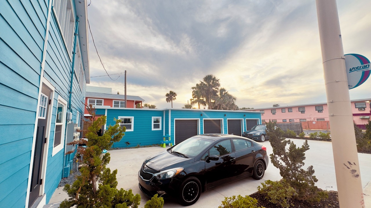 Photo of Others in East Daytona