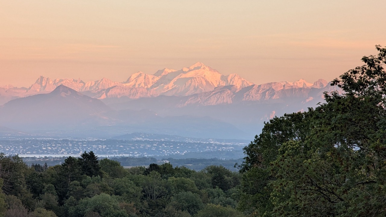 Photo of Others in Echenevex