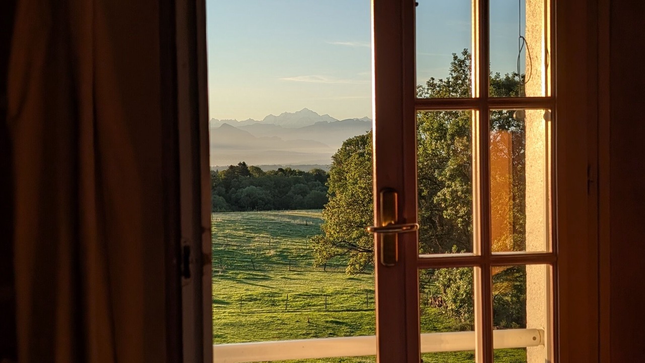 Photo of Bedroom in Echenevex