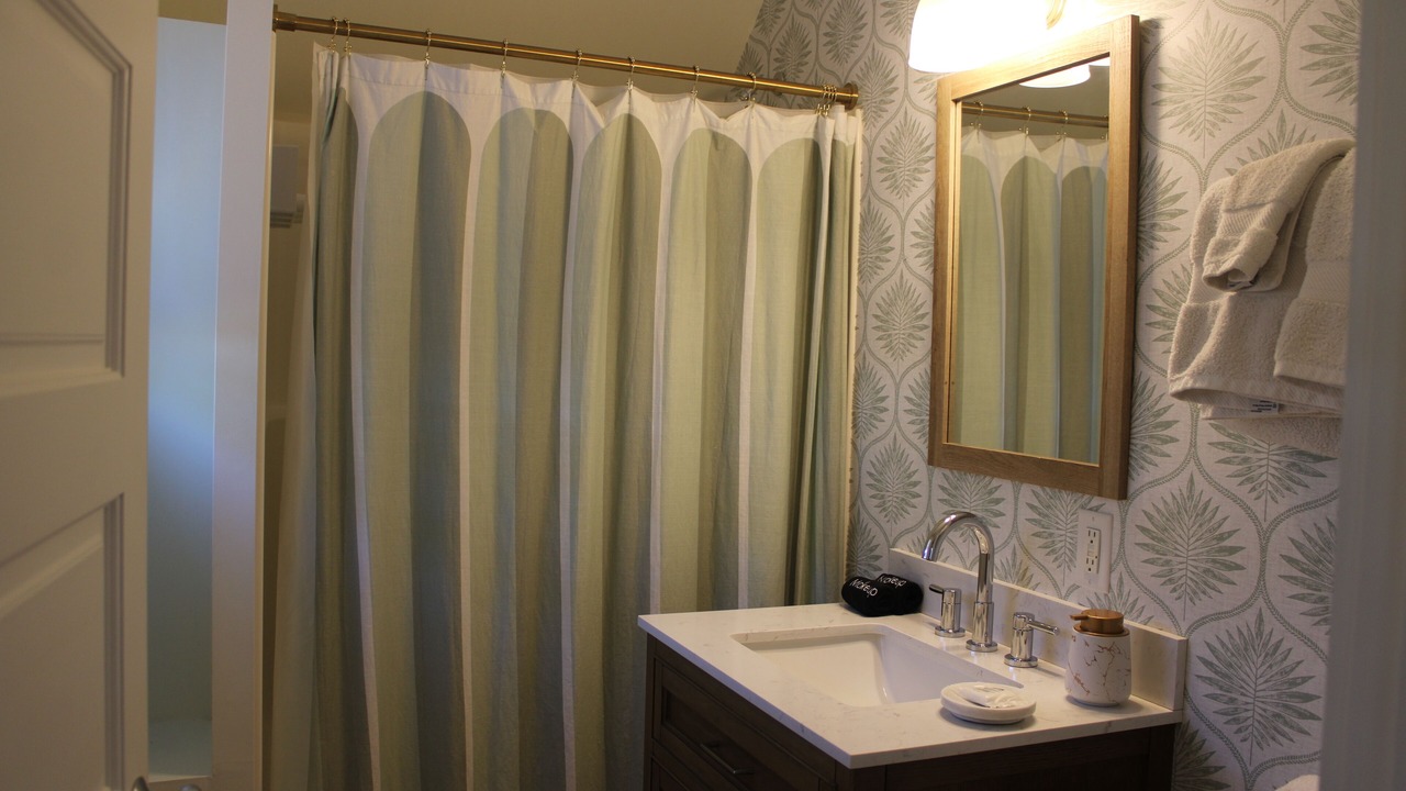 Photo of Bathroom in Ogunquit