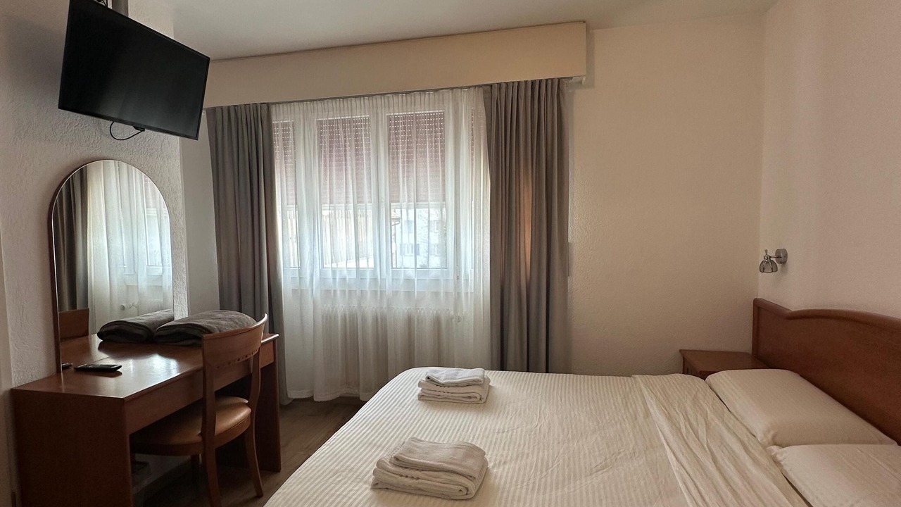 Photo of Bedroom in Villeneuve
