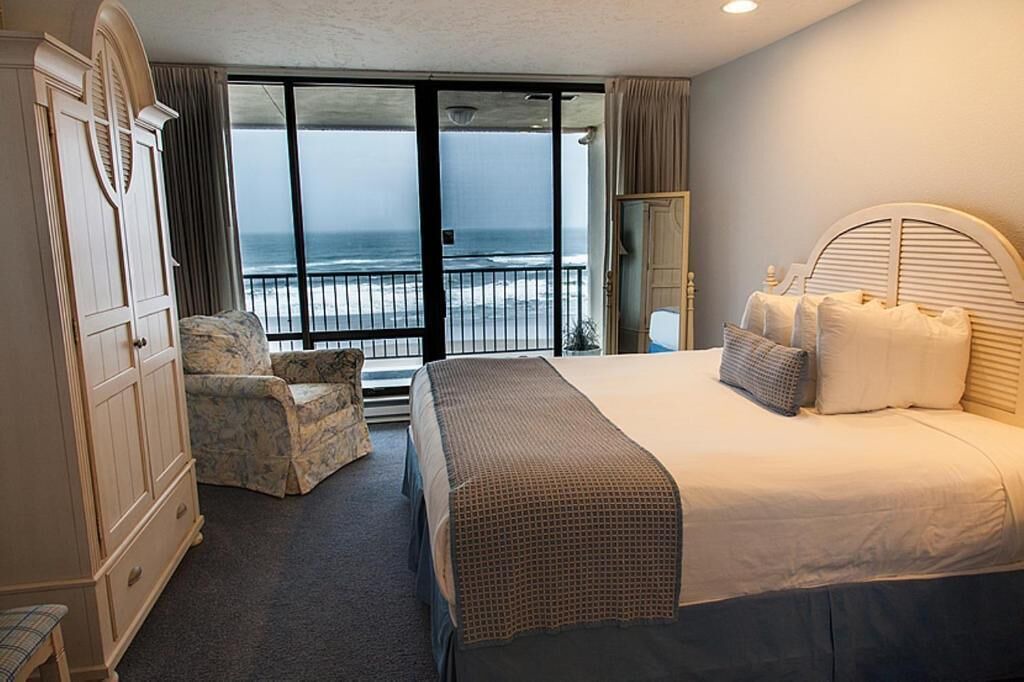 Photo of Others in Lincoln City