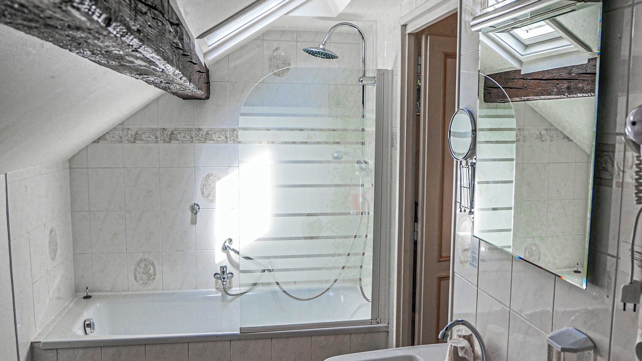 Photo of Bathroom in Coulandon