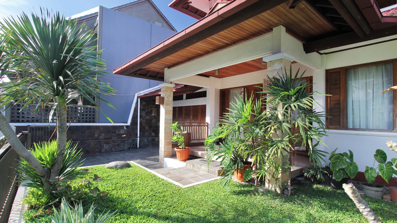 Photo of Patio Balcony in Sukajadi