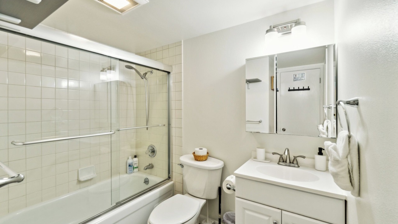 Photo of Bathroom in Lake Hills