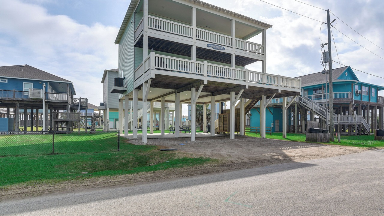 Photo of Others in Crystal Beach