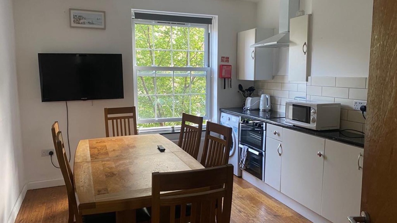 Photo of Others in Elephant and Castle