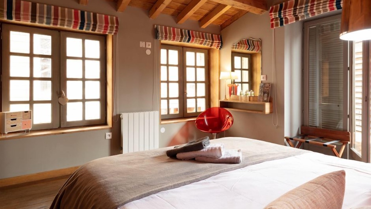 Photo of Outdoor in Leran