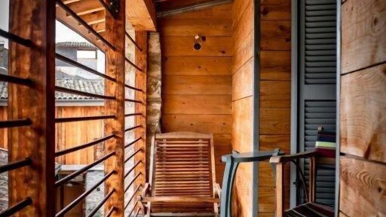 Photo of Others in Leran