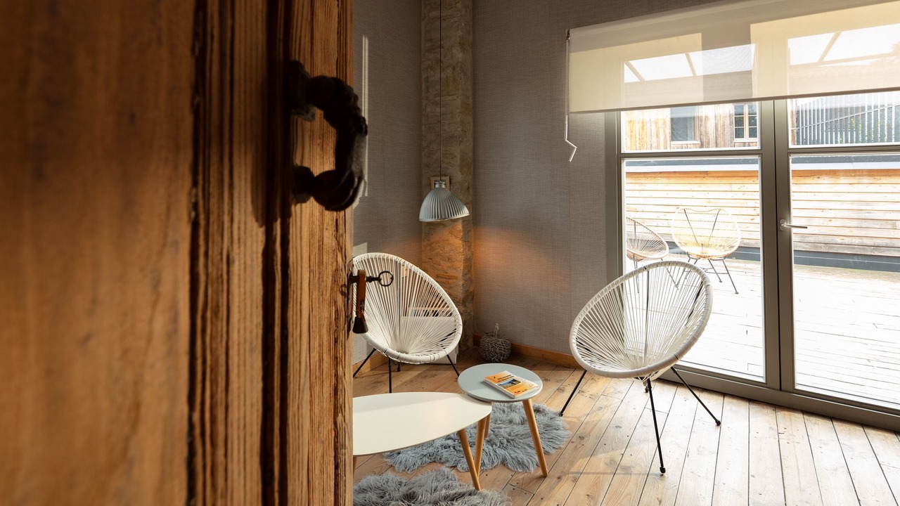 Photo of Others in Leran