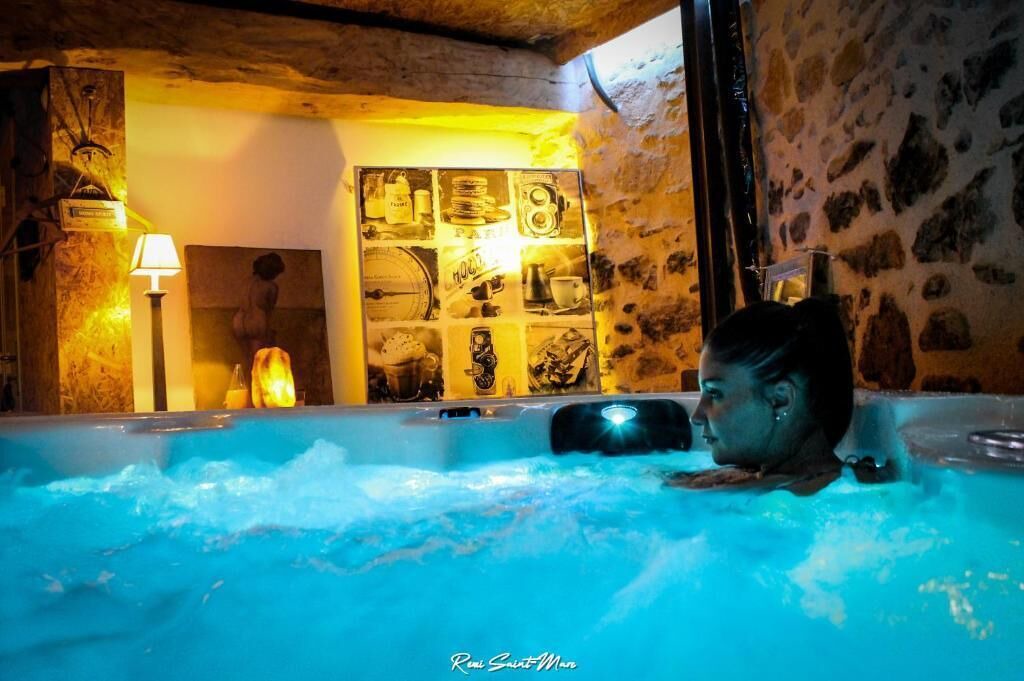 Photo of Others in Leran