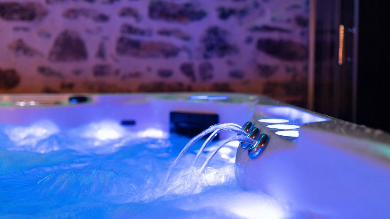 Photo of Others in Leran