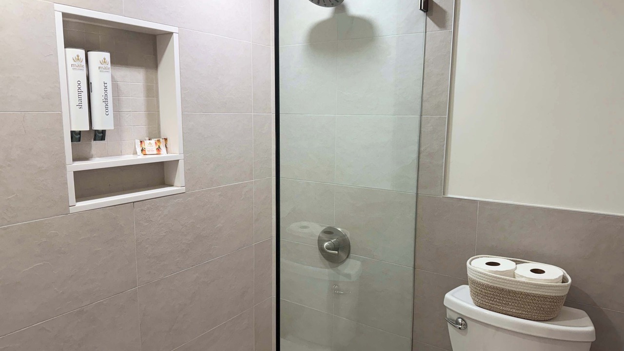Photo of Bathroom in Kahana