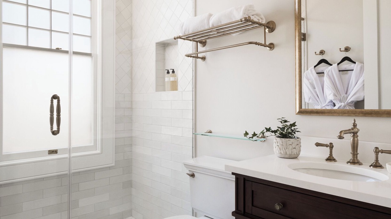 Photo of Bathroom in Historic District
