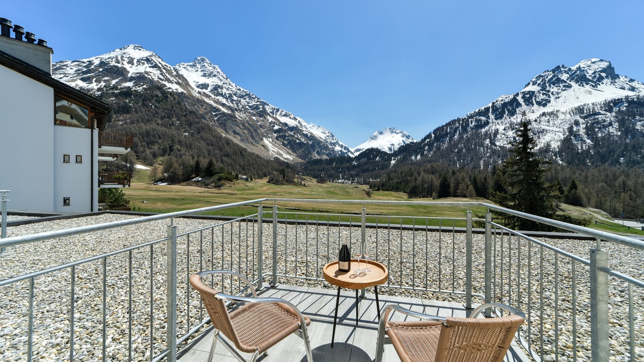Photo of Patio Balcony in Maloja