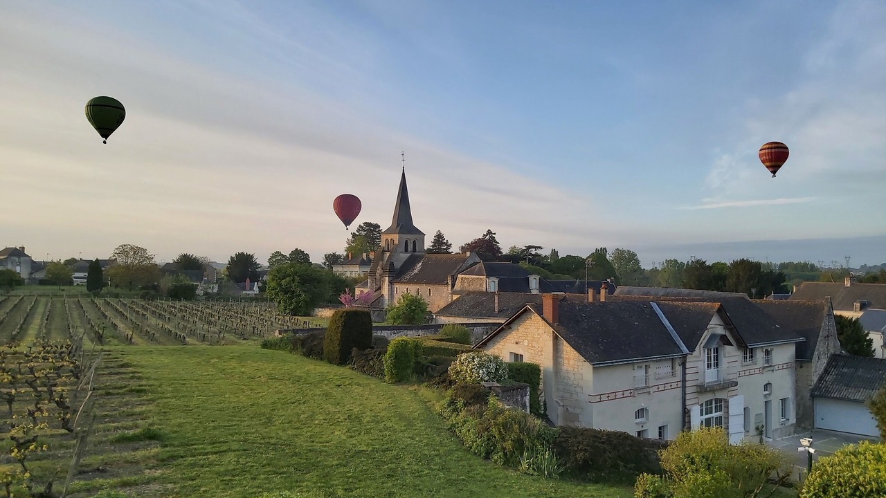 Photo of Outdoor in Distre