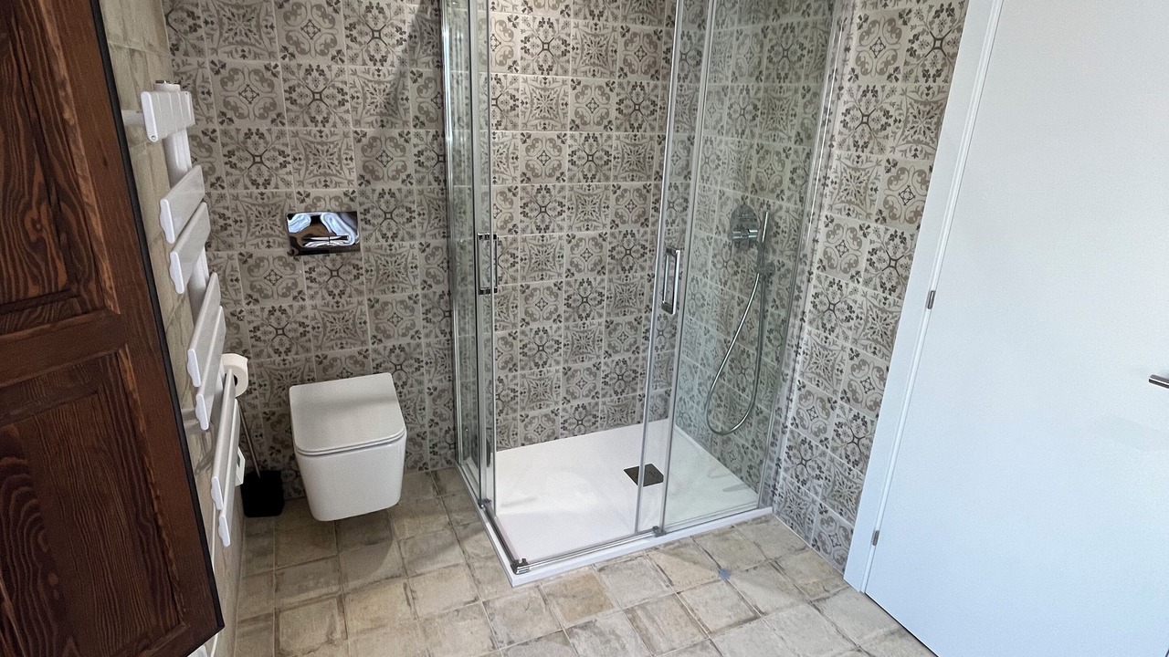 Photo of Bathroom in Pego