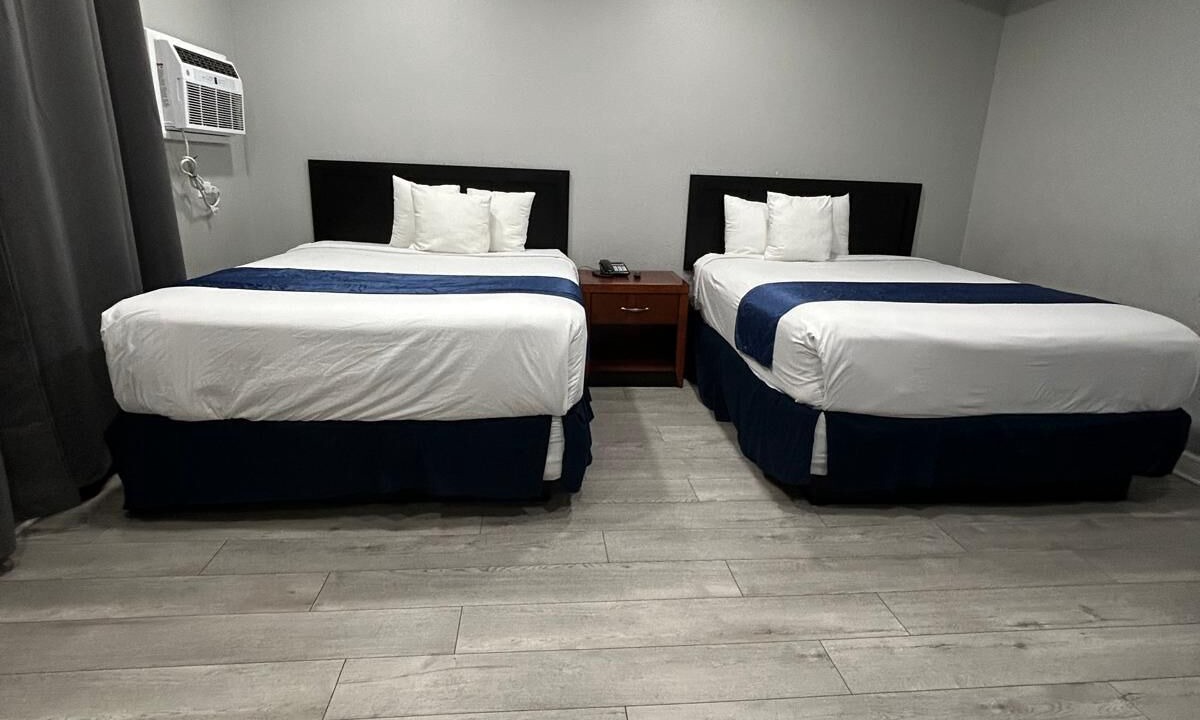 Photo of Bedroom in Garfield Ridge