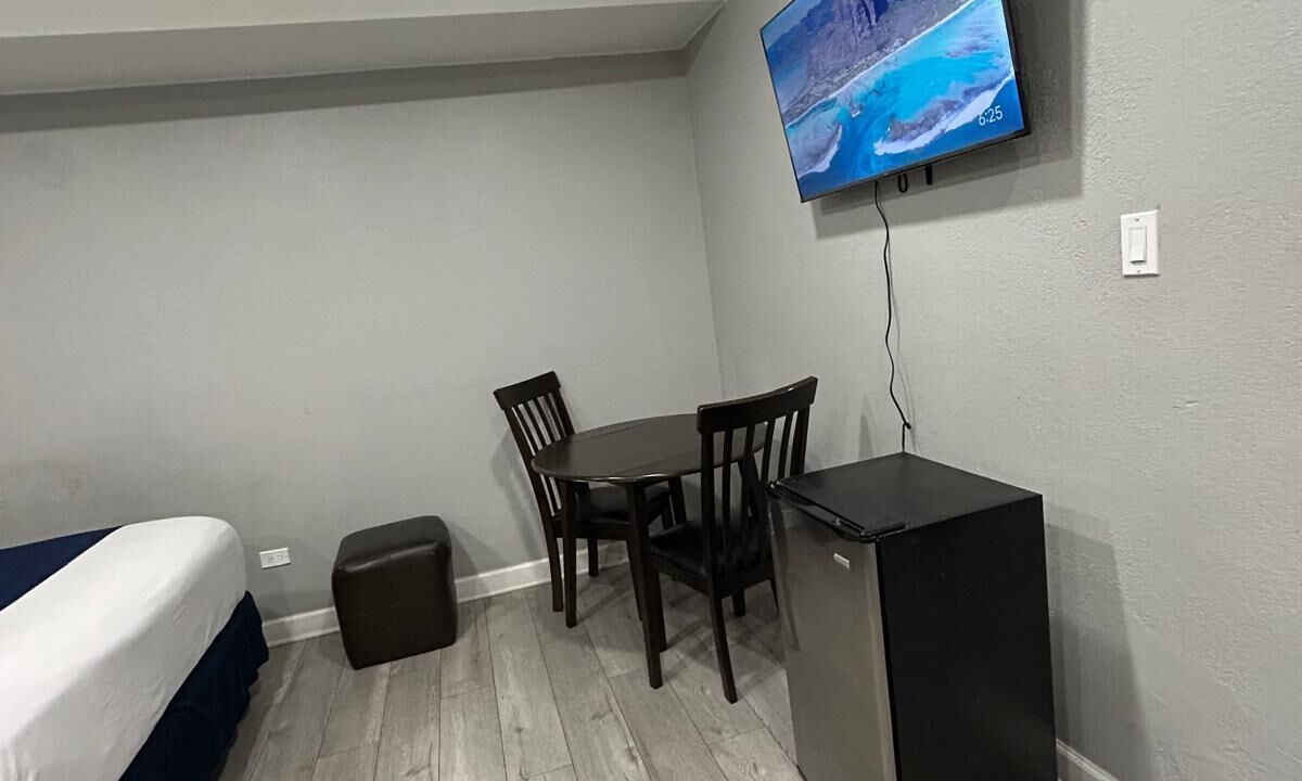 Photo of Bedroom in Garfield Ridge