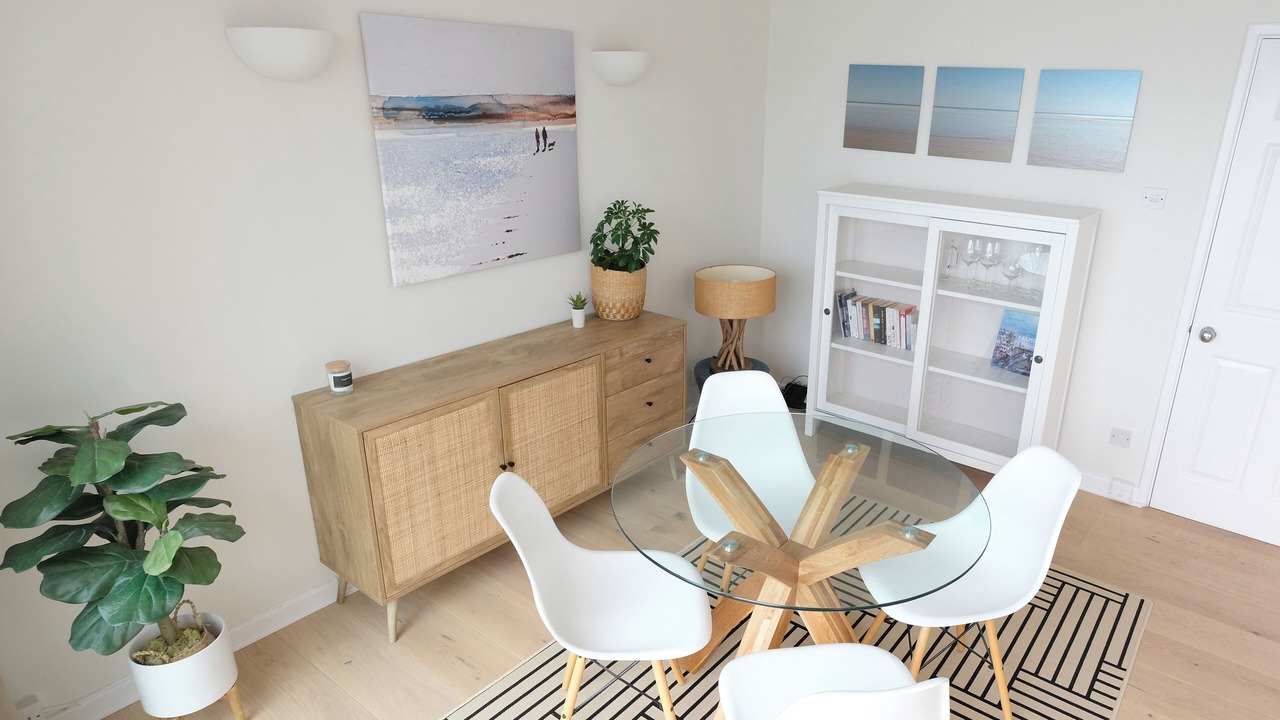 Photo of Livingroom in Mylor Churchtown