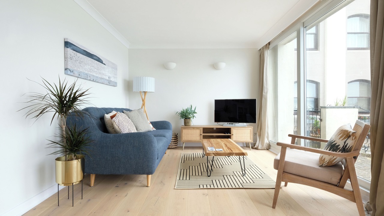 Photo of Livingroom in Mylor Churchtown