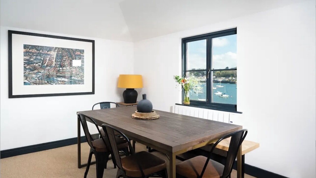 Photo of Livingroom in Mylor Churchtown