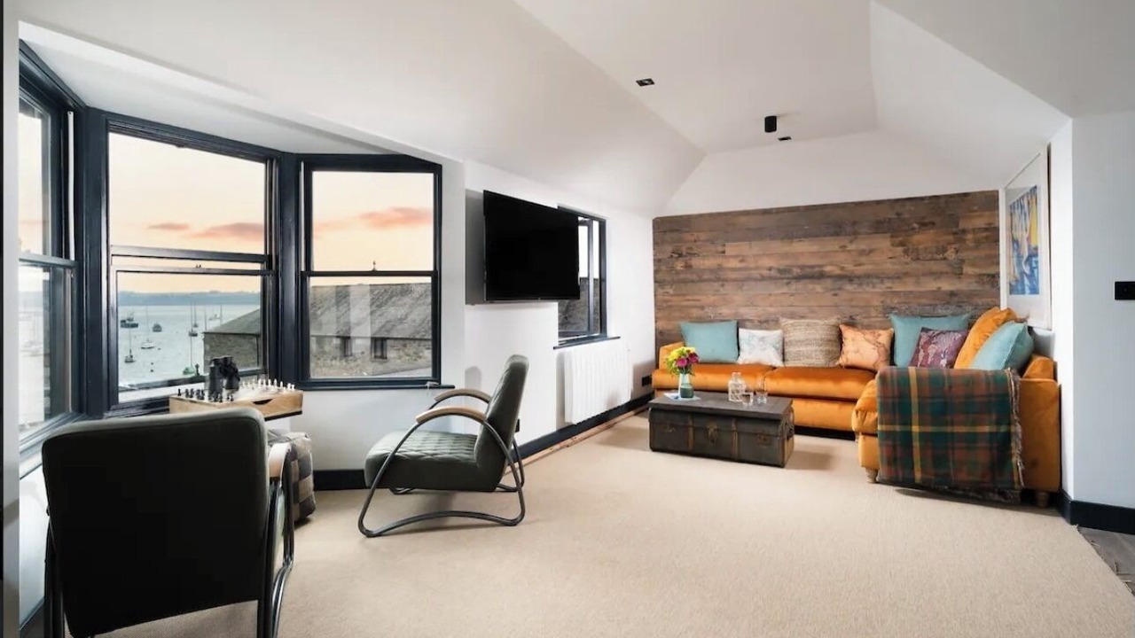 Photo of Livingroom in Mylor Churchtown