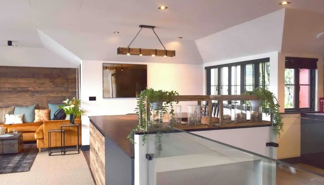 Photo of Livingroom in Mylor Churchtown